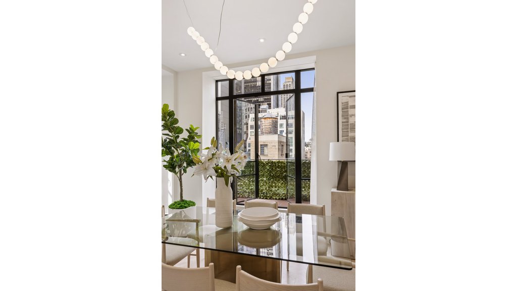 24 West 55th Street, Unit PHC photo 2
