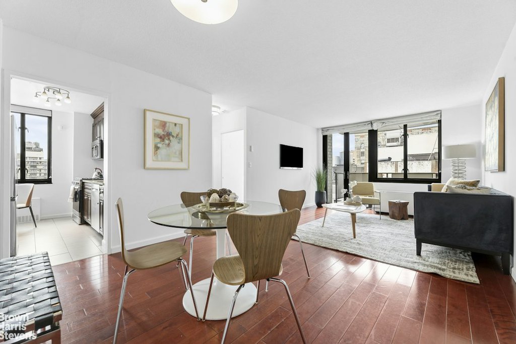 407 Park Avenue South, Unit 19B