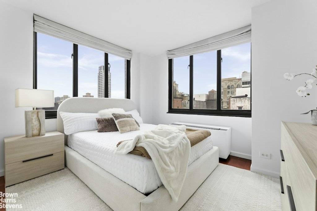 407 Park Avenue South, Unit 19B photo 6