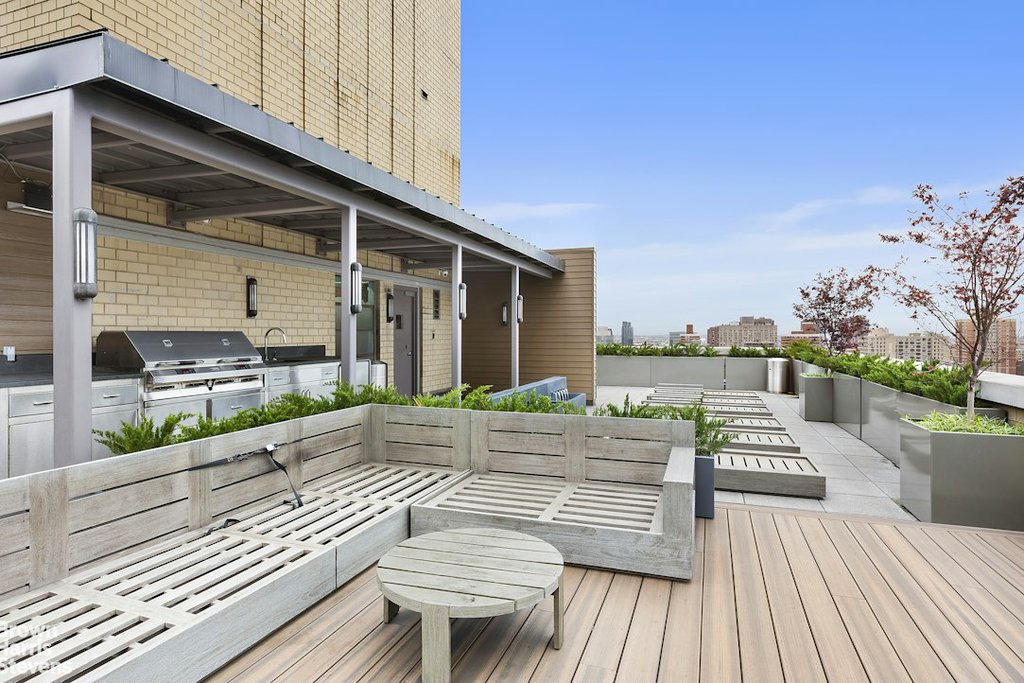 407 Park Avenue South, Unit 19B photo 9
