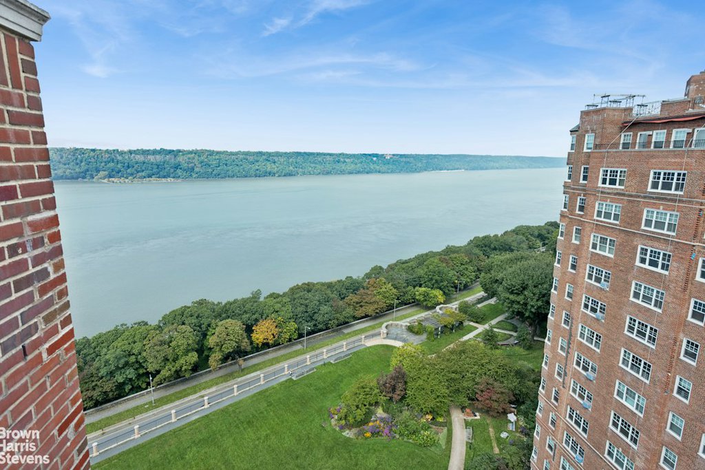 120 Cabrini Boulevard, Unit 43 photo 19