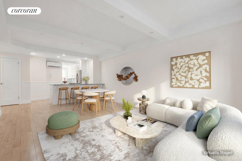17 West 67th Street, Unit 1DS photo 3