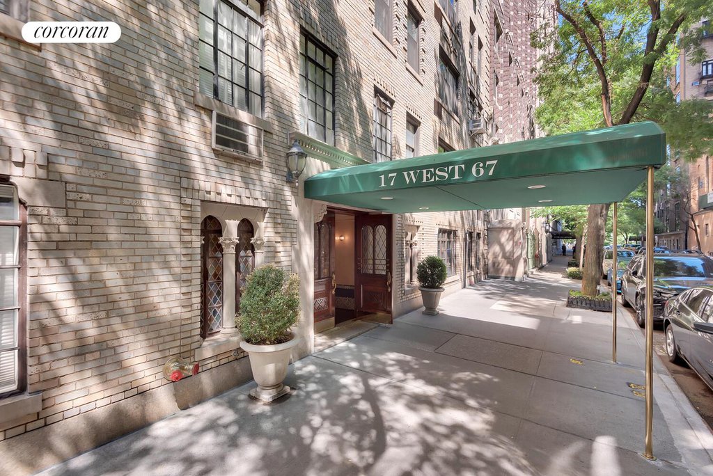 17 West 67th Street, Unit 1DS photo 12