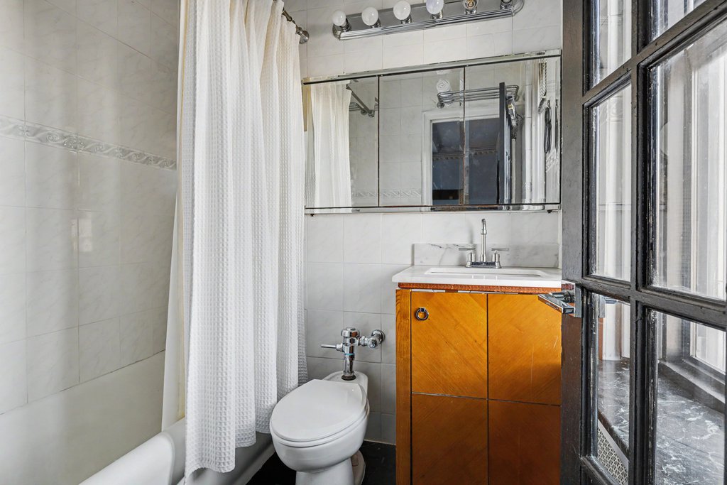 225 Central Park West, Unit 718 photo 5