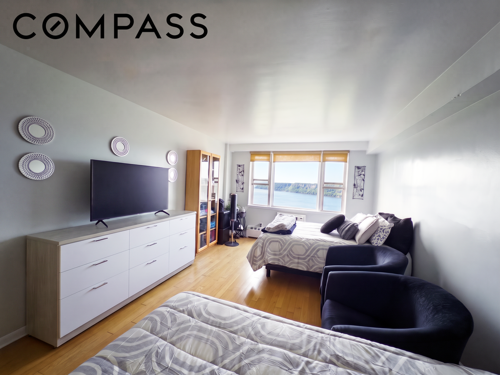5900 Arlington Avenue, Unit 22N photo 4