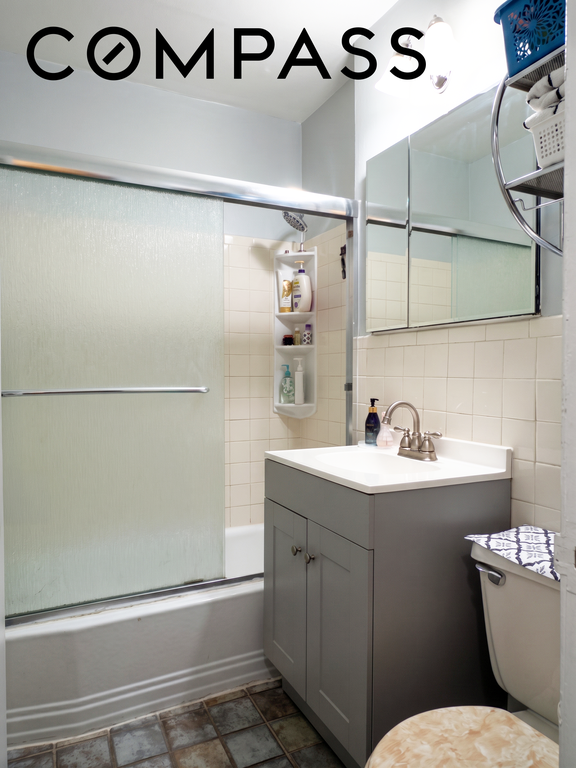 5900 Arlington Avenue, Unit 22N photo 9