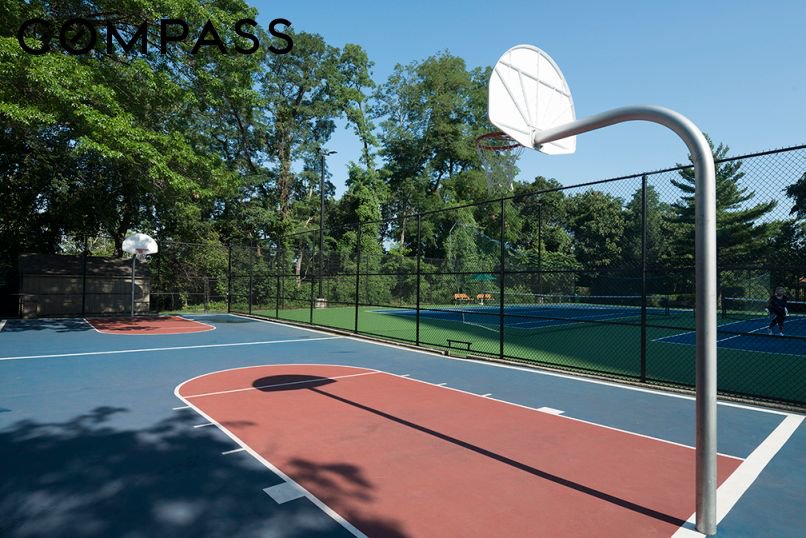 5900 Arlington Avenue, Unit 22N photo 12