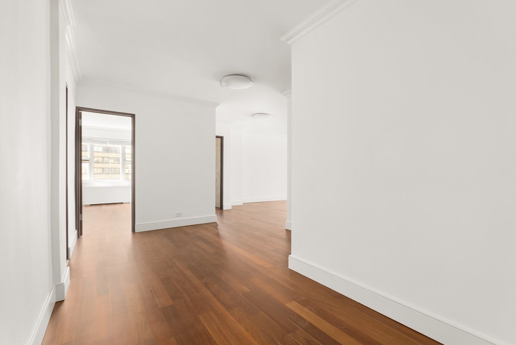 159 West 53rd Street, Unit 32E photo 10