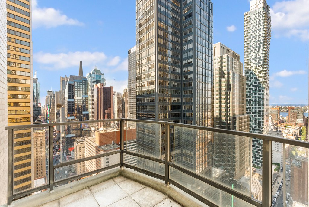 159 West 53rd Street, Unit 32E photo 14