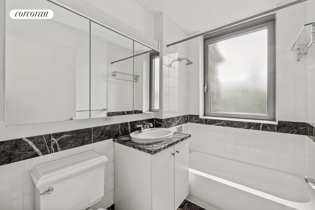 425 Main Street, Unit 3N photo 5