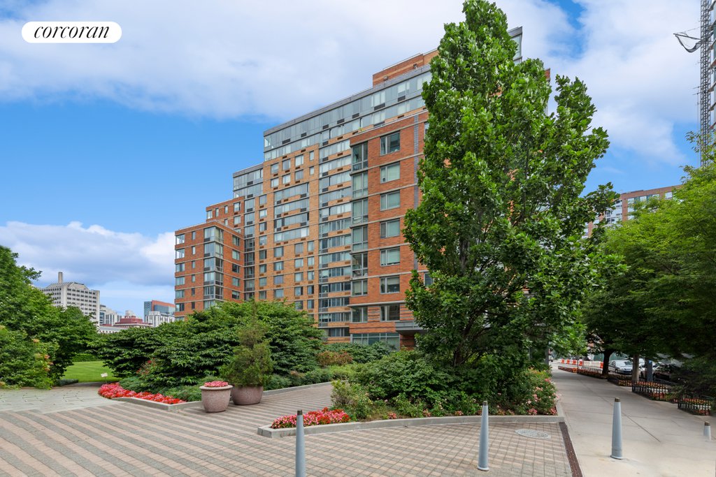 425 Main Street, Unit 3N photo 12