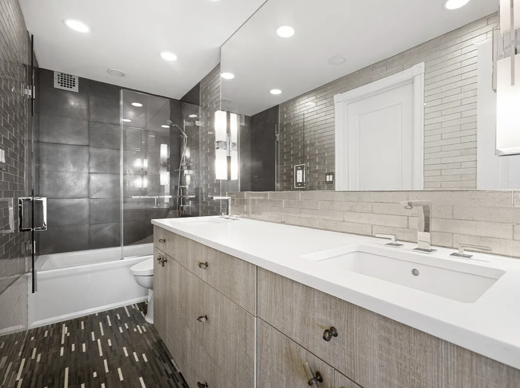300 East 40th Street, Unit 32K photo 7