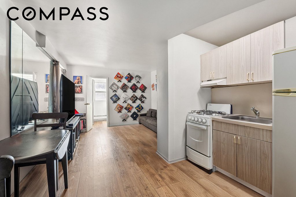 175 Willoughby Street, Unit 4F photo 2