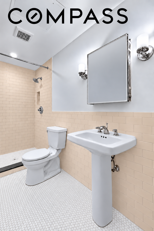 39 East 12th Street, Unit 110 photo 7