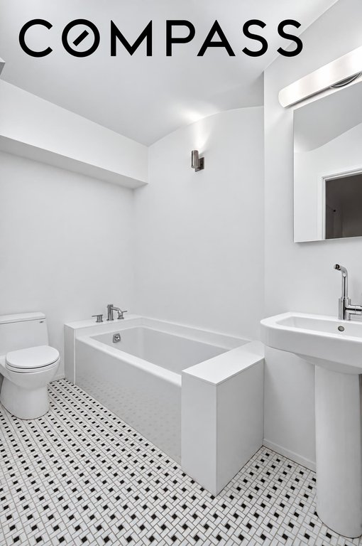39 East 12th Street, Unit 110 photo 11