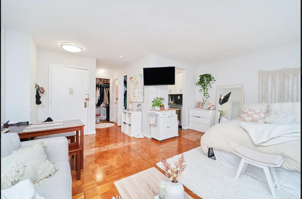 337 West 43rd Street, Unit 3DD photo 5