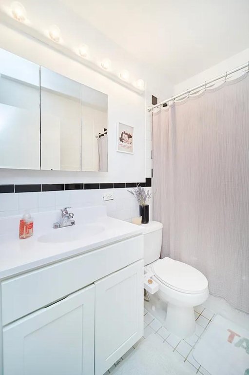 337 West 43rd Street, Unit 3DD photo 8