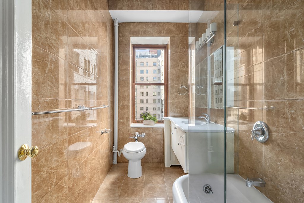225 West 86th Street, Unit 608 photo 8
