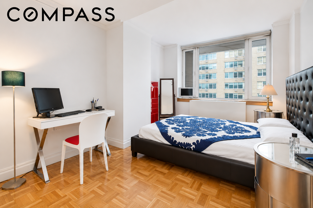404 East 76th Street, Unit 6B photo 4