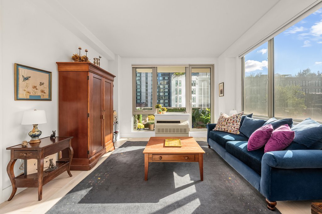 44-15 Purves Street, Unit 6C photo 2