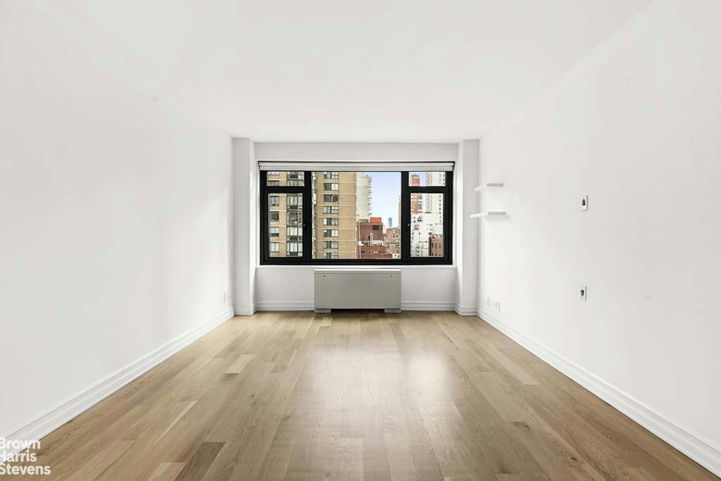 160 East 65th Street, Unit 14B photo 8