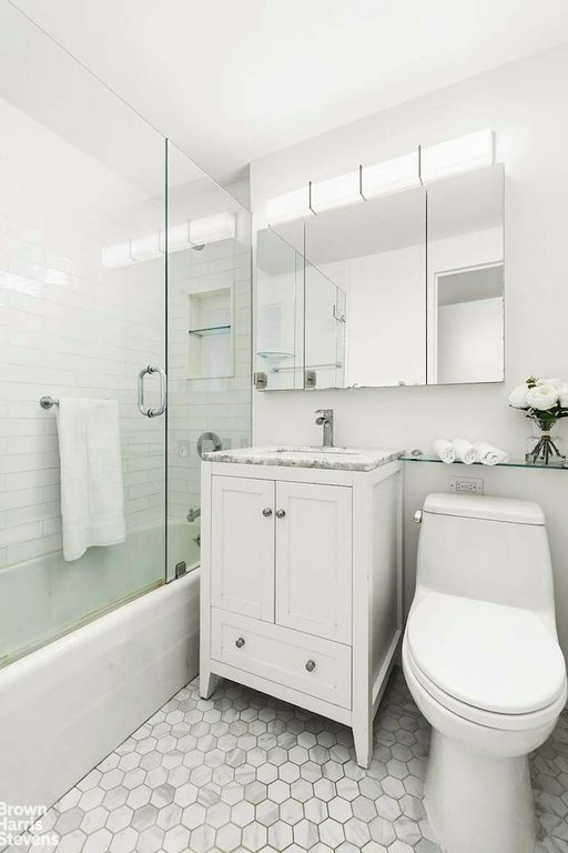 160 East 65th Street, Unit 14B photo 10