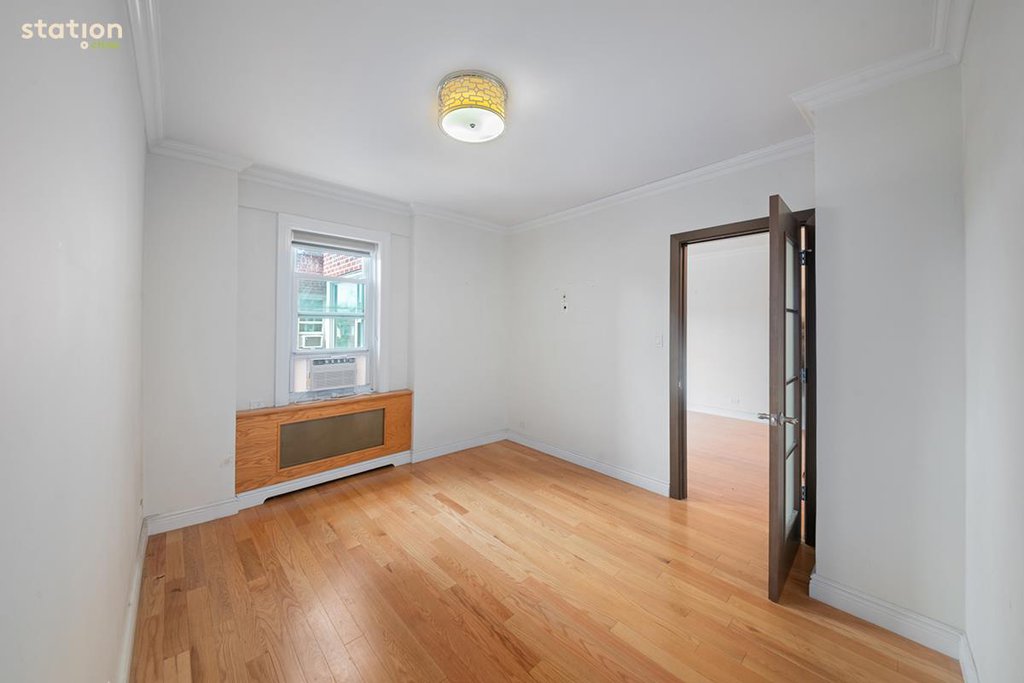 110-45 Queens Boulevard, Unit 501 photo 4