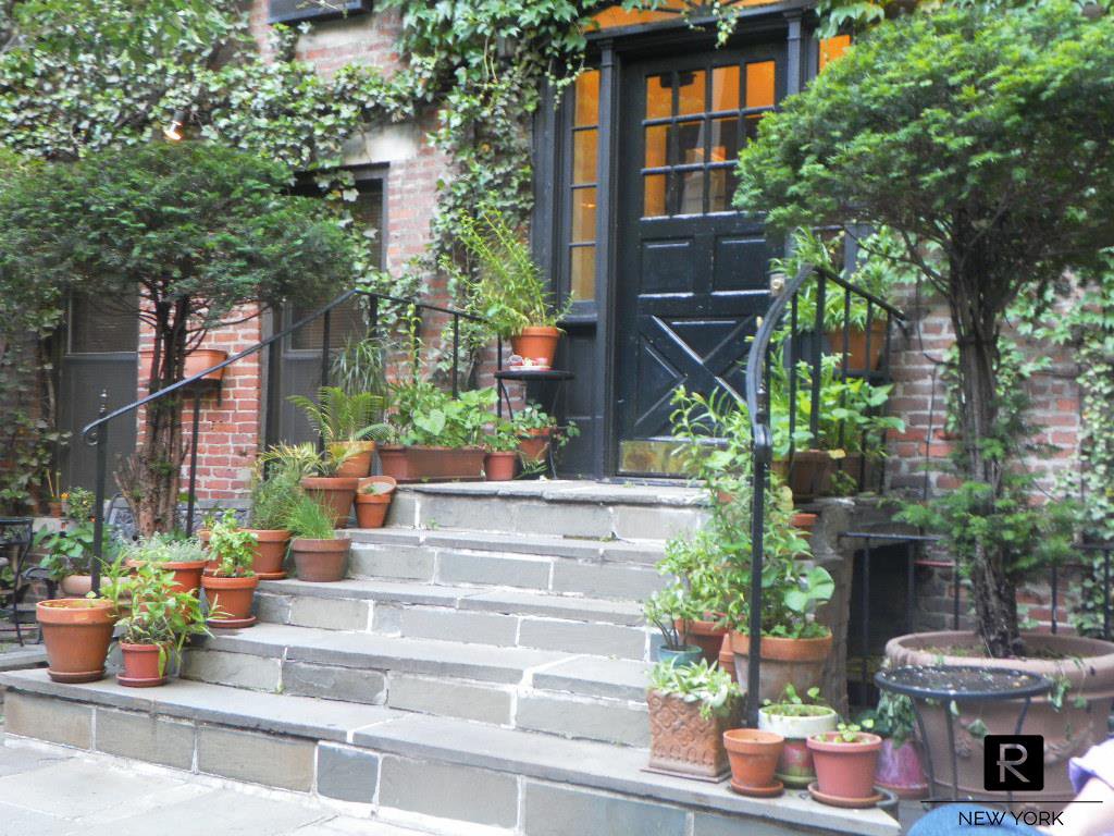 420 West 46th Street, Unit B1B2