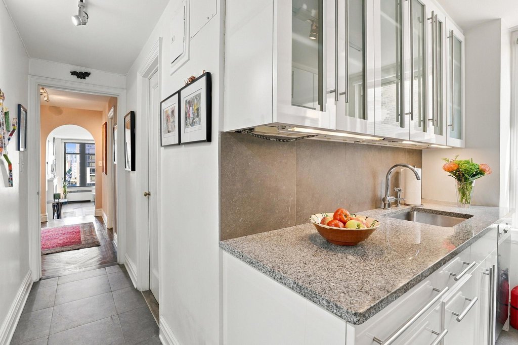 400 East 59th Street, Unit 16D photo 18