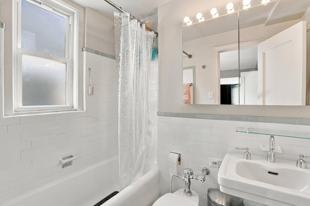 400 East 59th Street, Unit 16D photo 19