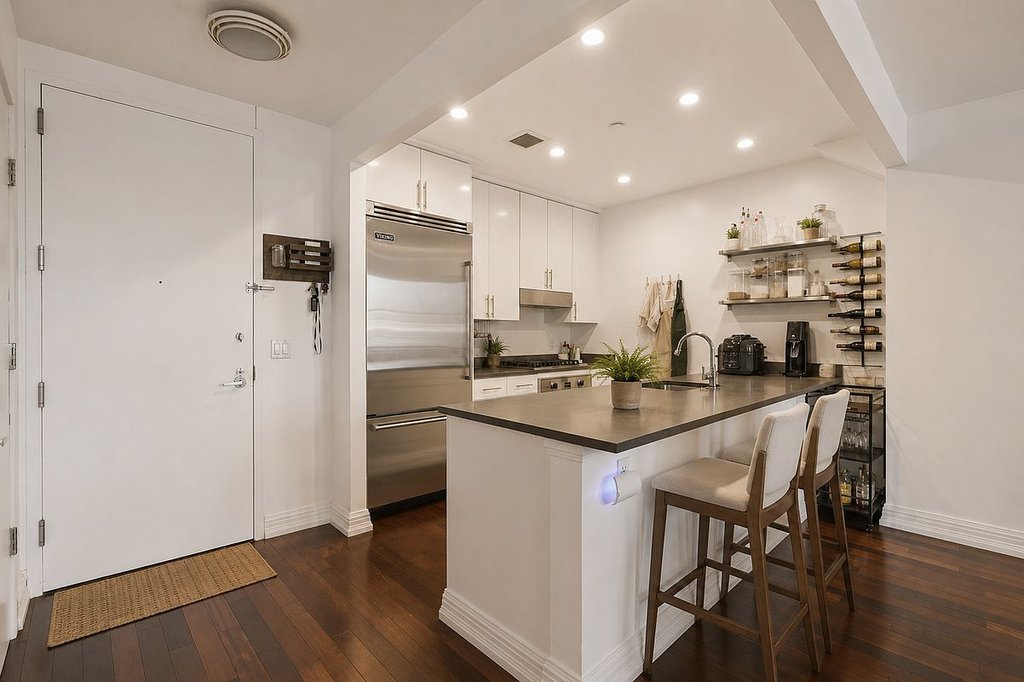 1 Hanson place, Unit 9D photo 4