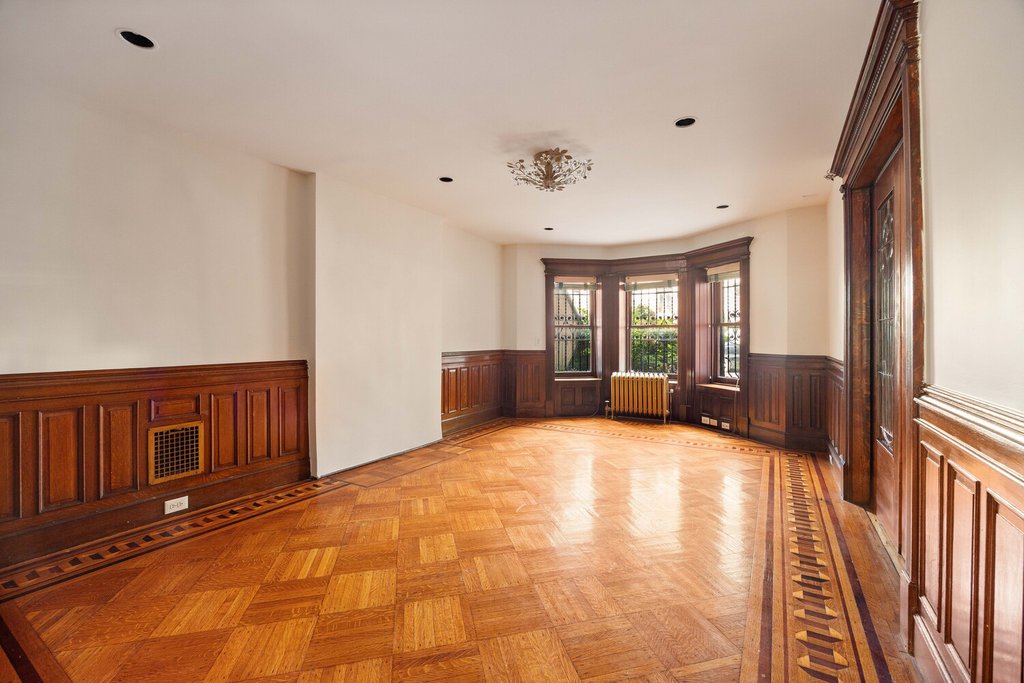 230 Lincoln Road – For Sale photo 15