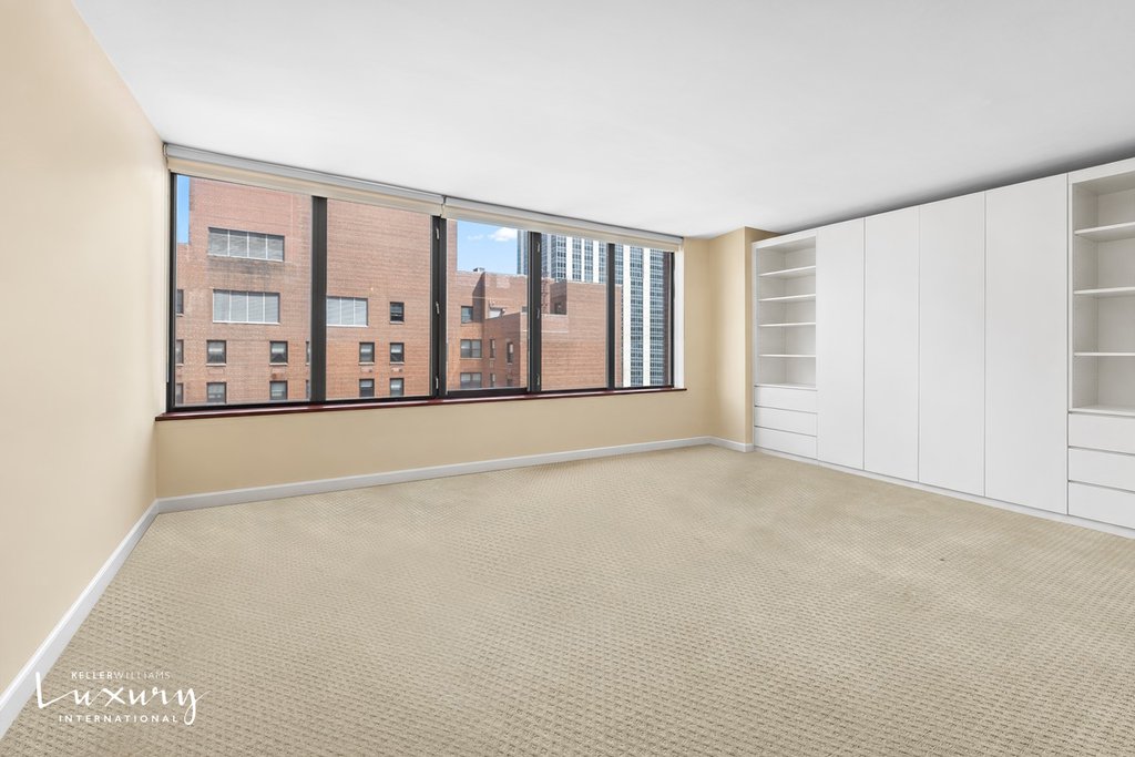 422 East 72nd Street, Unit 18B photo 3