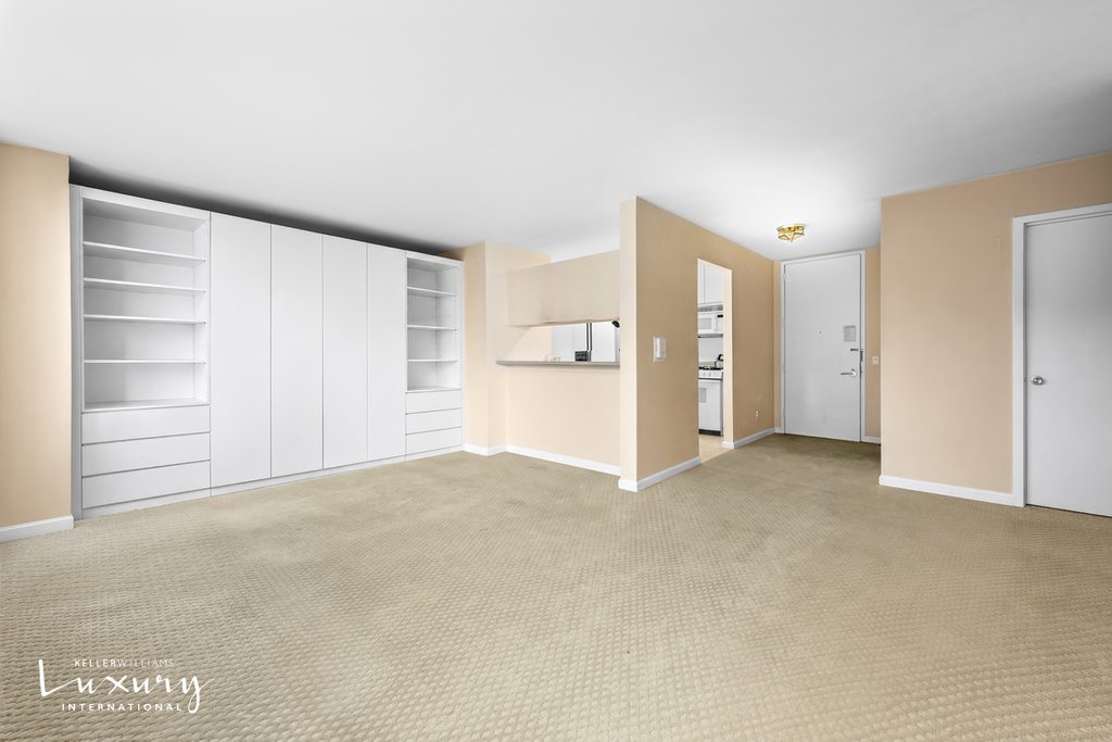 422 East 72nd Street, Unit 18B photo 6