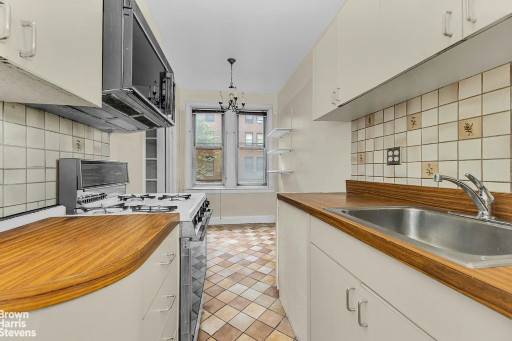315 East 68th Street, Unit 3O photo 14