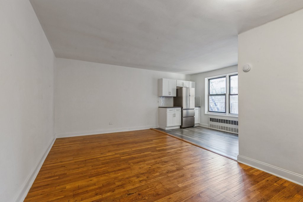 3400 Snyder Avenue, Unit 3Y