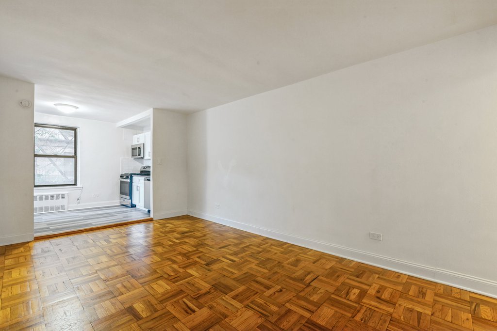 3500 Snyder Avenue, Unit 2U