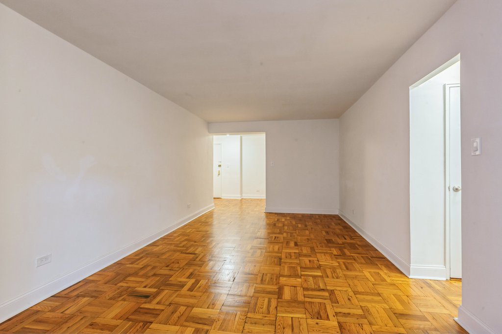 3500 Snyder Avenue, Unit 2U photo 3