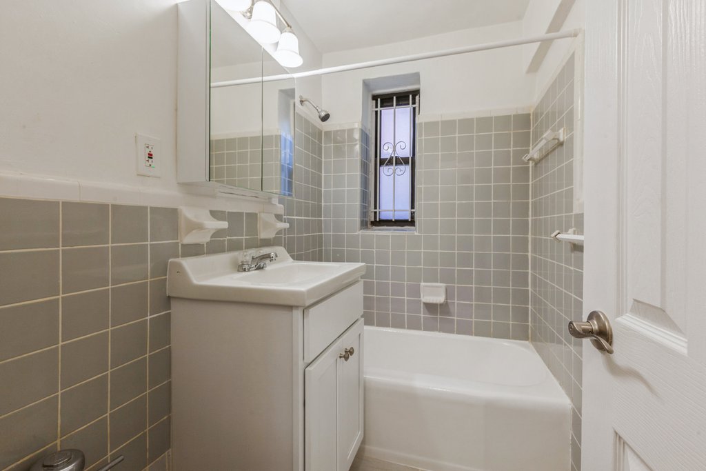 3500 Snyder Avenue, Unit 2U photo 5