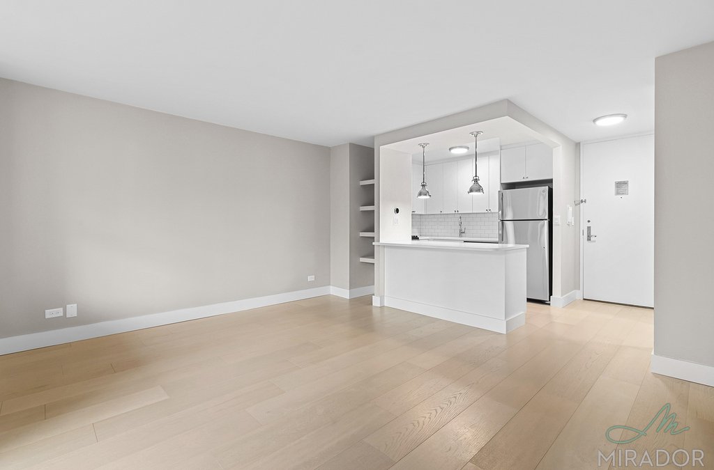 330 East 39th Street, Unit 23H photo 6