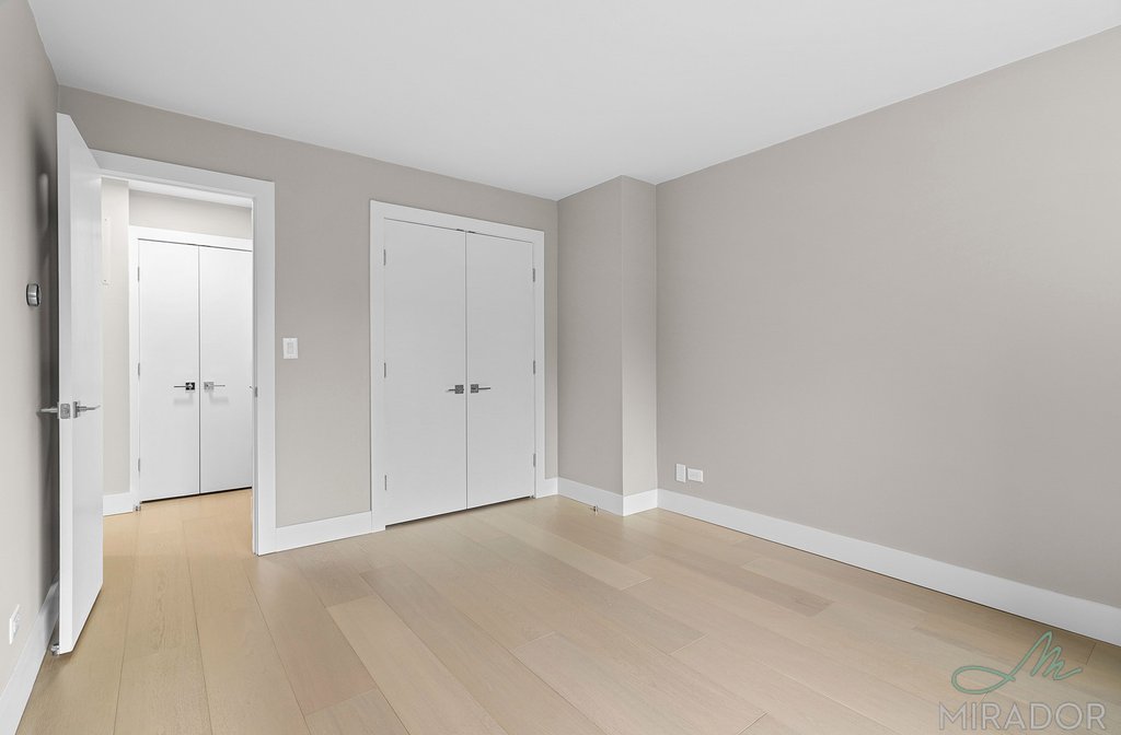330 East 39th Street, Unit 23H photo 9