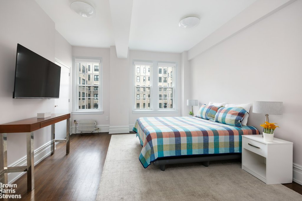 1185 Park Avenue, Unit 12G photo 15