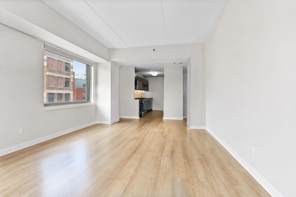 535 West 52nd Street, Unit 7B photo 3