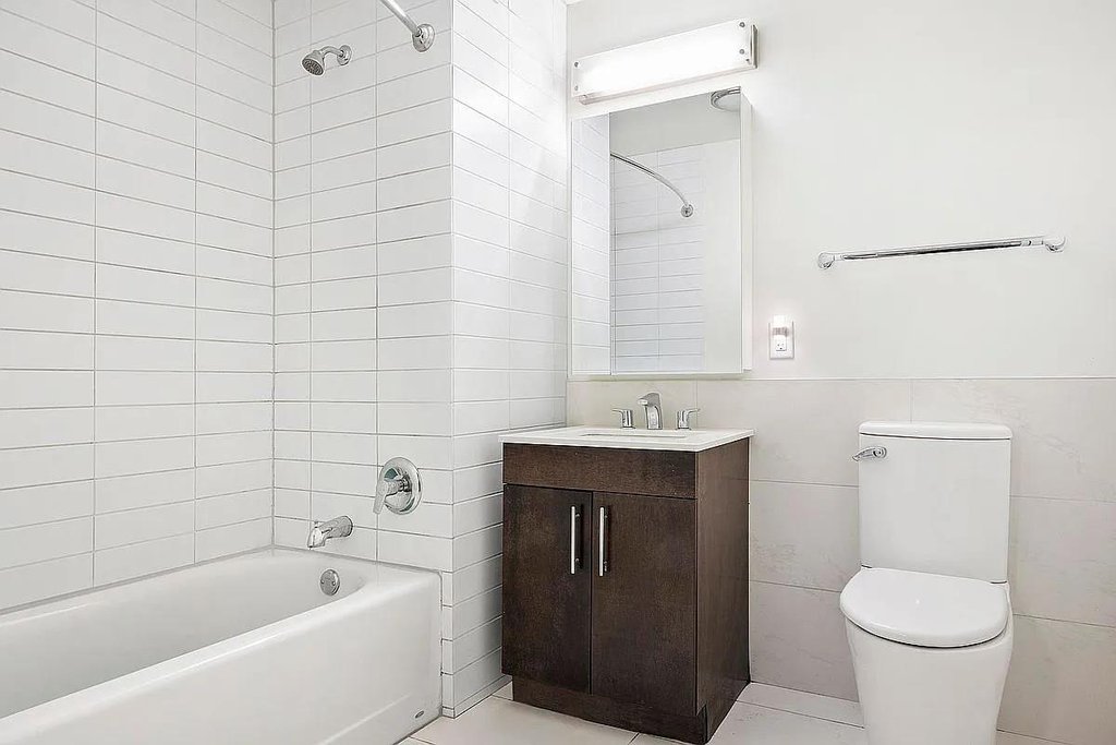 535 West 52nd Street, Unit 7B photo 8
