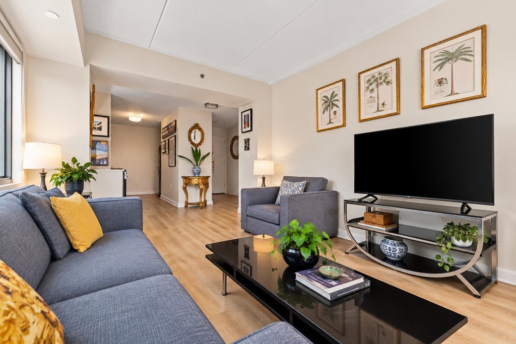 535 West 52nd Street, Unit 7B photo 12
