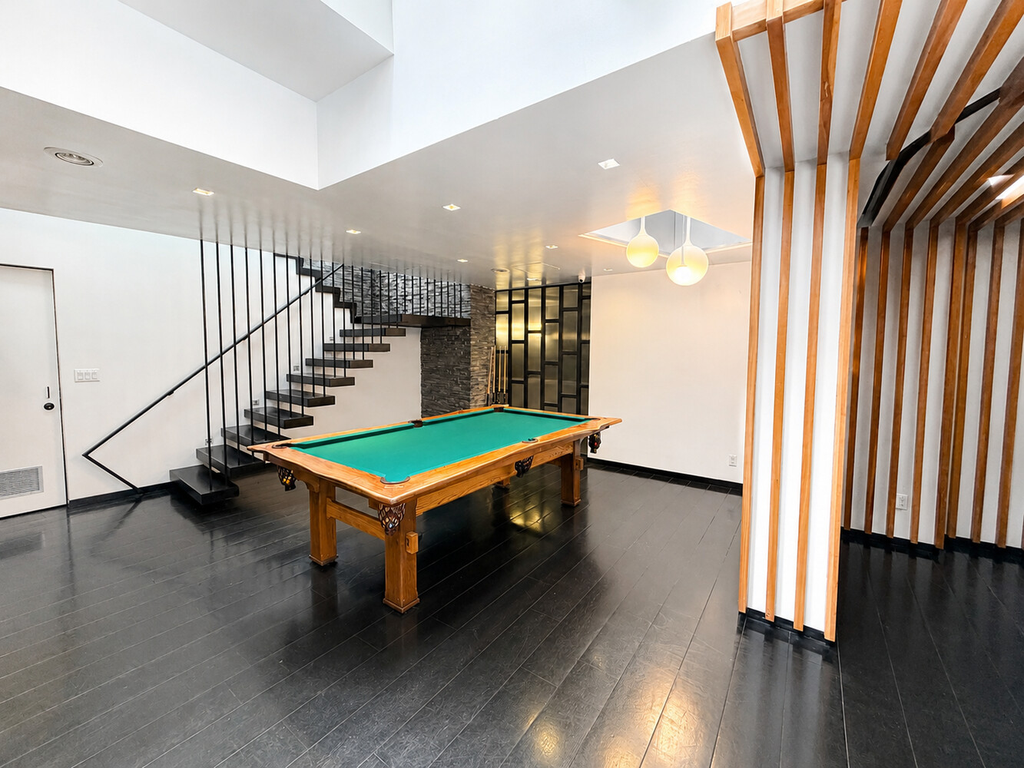 99 John Street, Unit 2212 photo 10