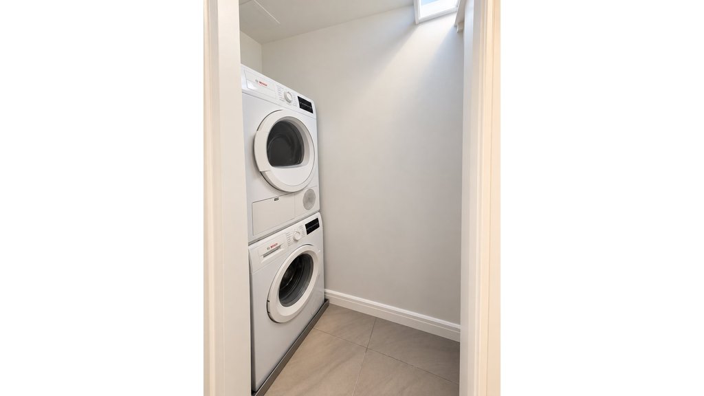 330 East 38th Street, Unit 9P photo 8