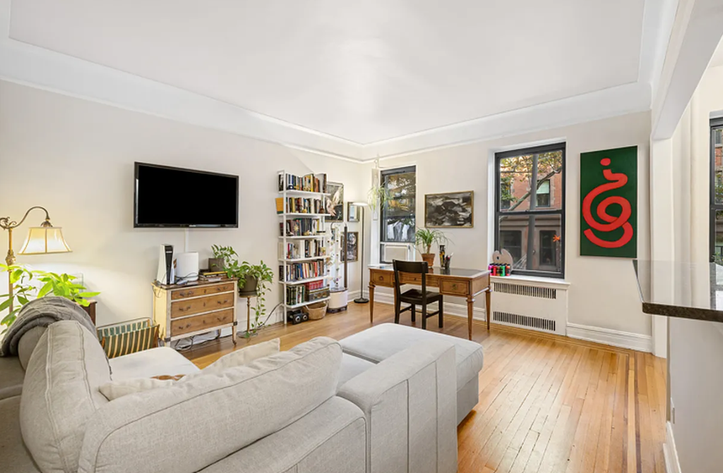 124 East 91st Street, Unit D2