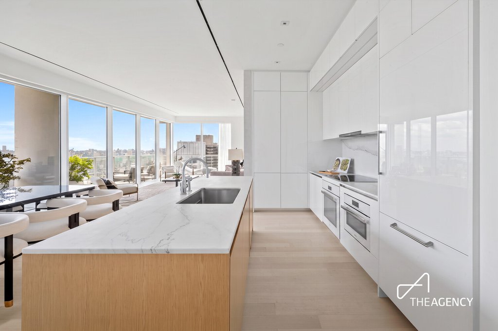 200 East 59th Street, Unit 23E photo 10