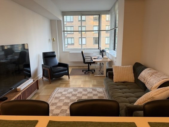 400 West 63rd Street, Unit 1609 photo 4